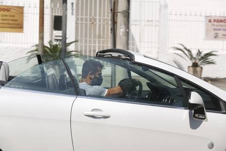Wilton chegou à 14ª DP dirigindo seu conversível 