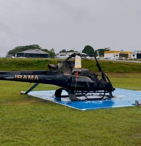 Helicóptero do Ibama é alvo de ataque incendiário em Manaus
